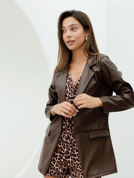 Blazer Cuerina Clásico