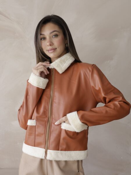 Campera Cuerina Corderito